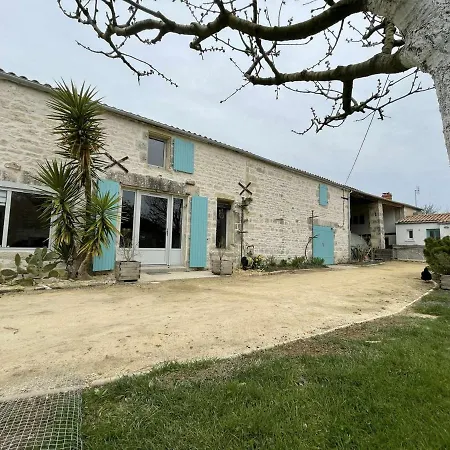 Charmante Maison Renovee Avec Jardin, 2 Chambres, Proche La Rochelle, 4 Couchages - Fr-1-246-603 *